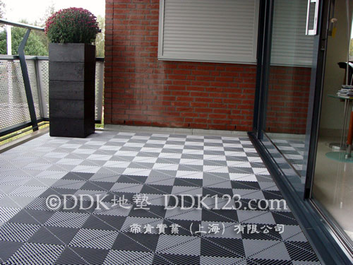 78【露天陽臺設(shè)計(jì)圖】露天陽臺花園圖片_露天陽臺花園設(shè)計(jì)圖